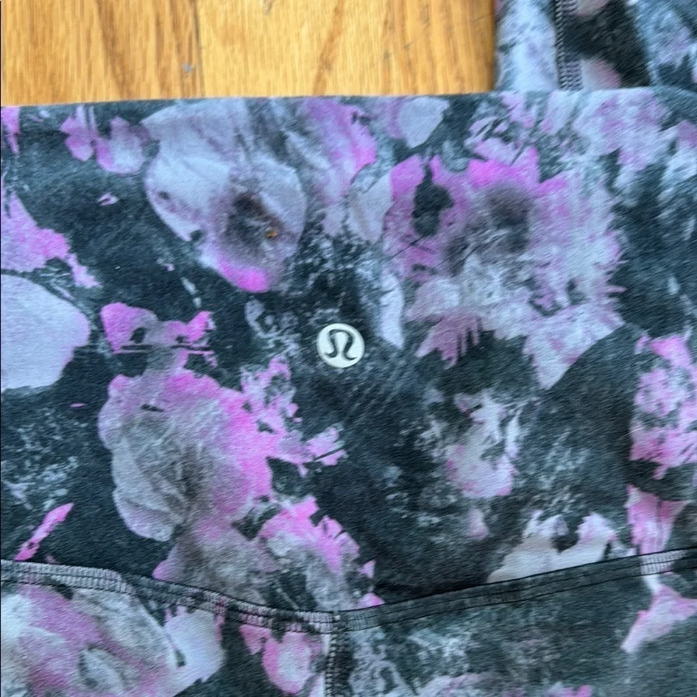 lululemon athletica gray and Purple Patterned Leggings - Picture 7 of 8